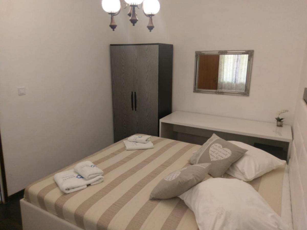 Apartment Martina Biograd Na Moru Exteriör bild